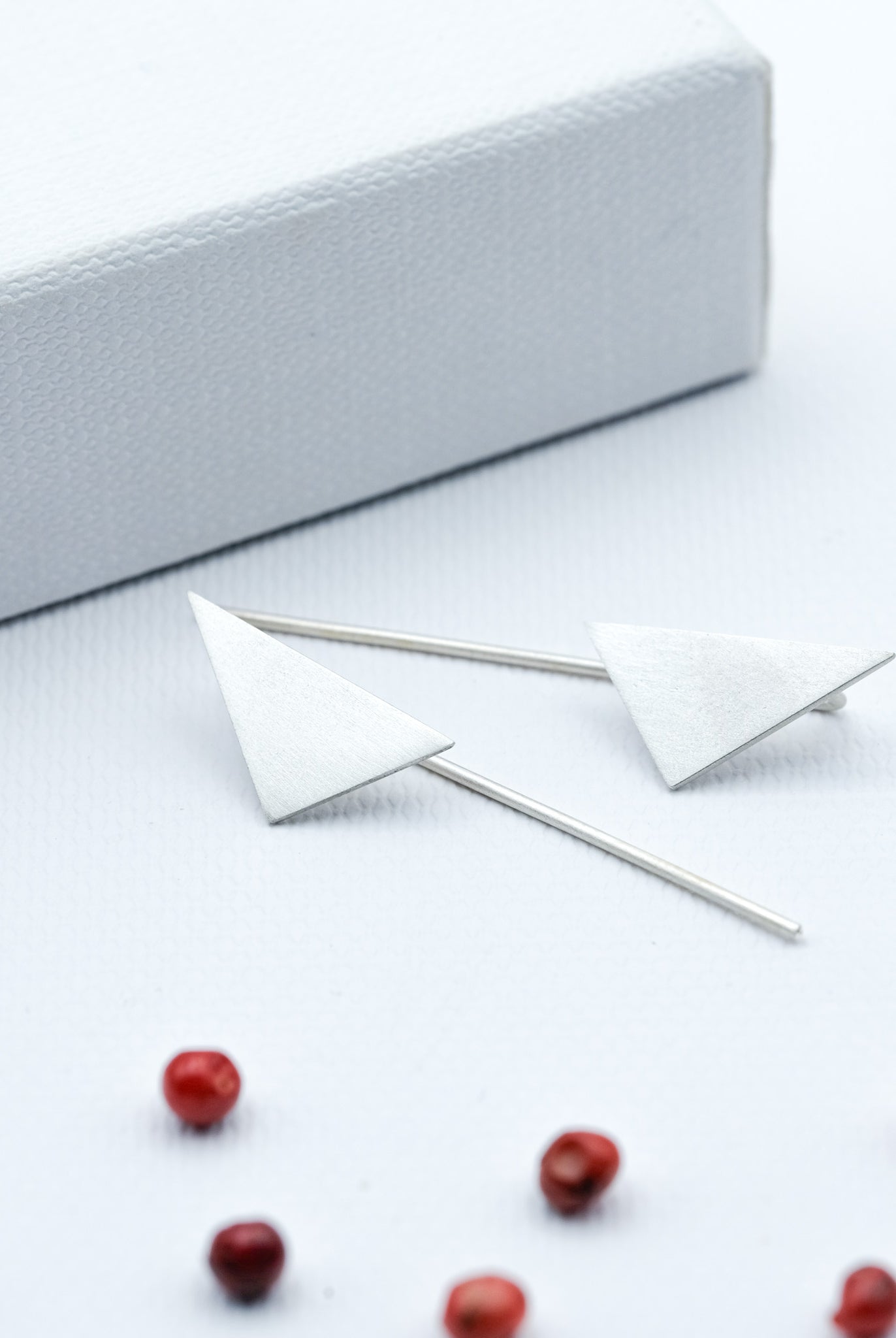 designové náušnice minimalistické stříbrné